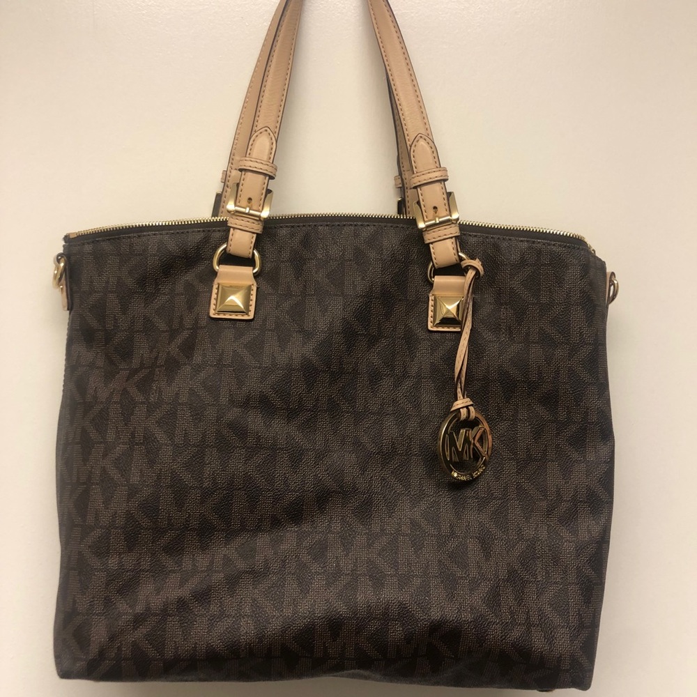 Michael Kors purse